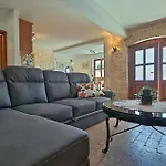 בית נופש House Irma